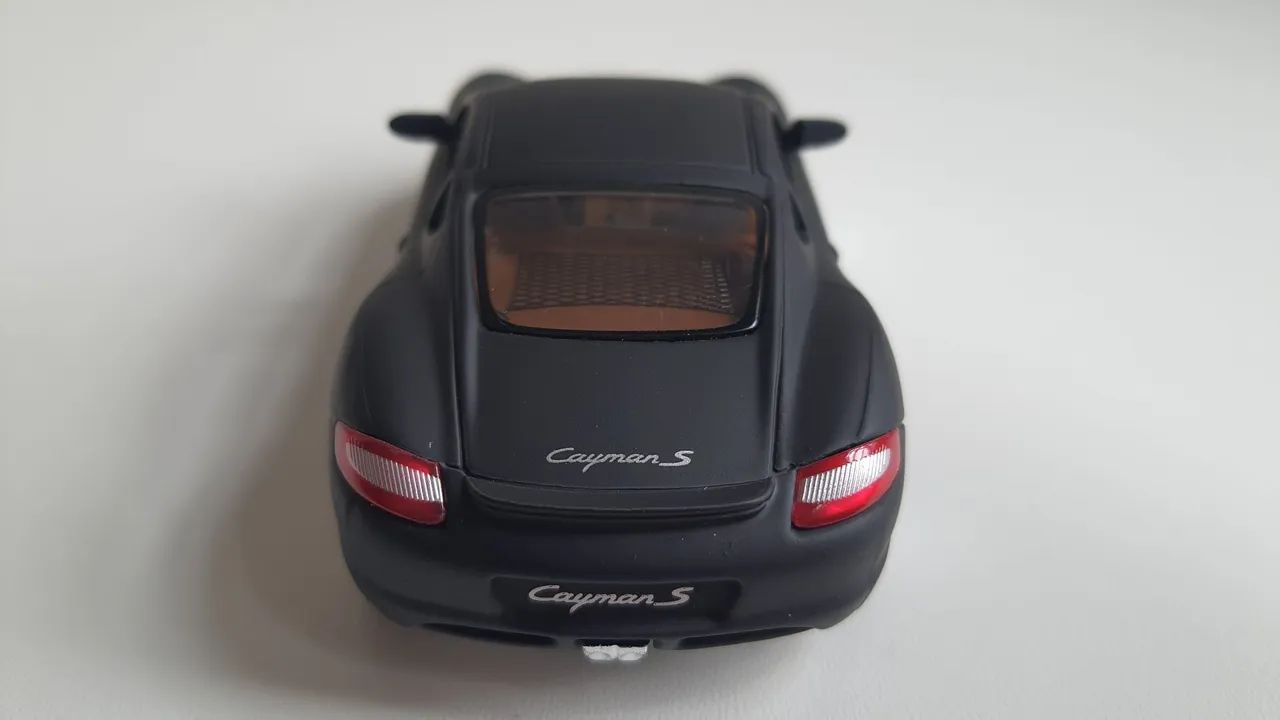 ポルシェ ミニカー 黒　CaymanS 1/18 ポルシェ ケイマン 黒 ブラック Porsche Cayman S black Maisto