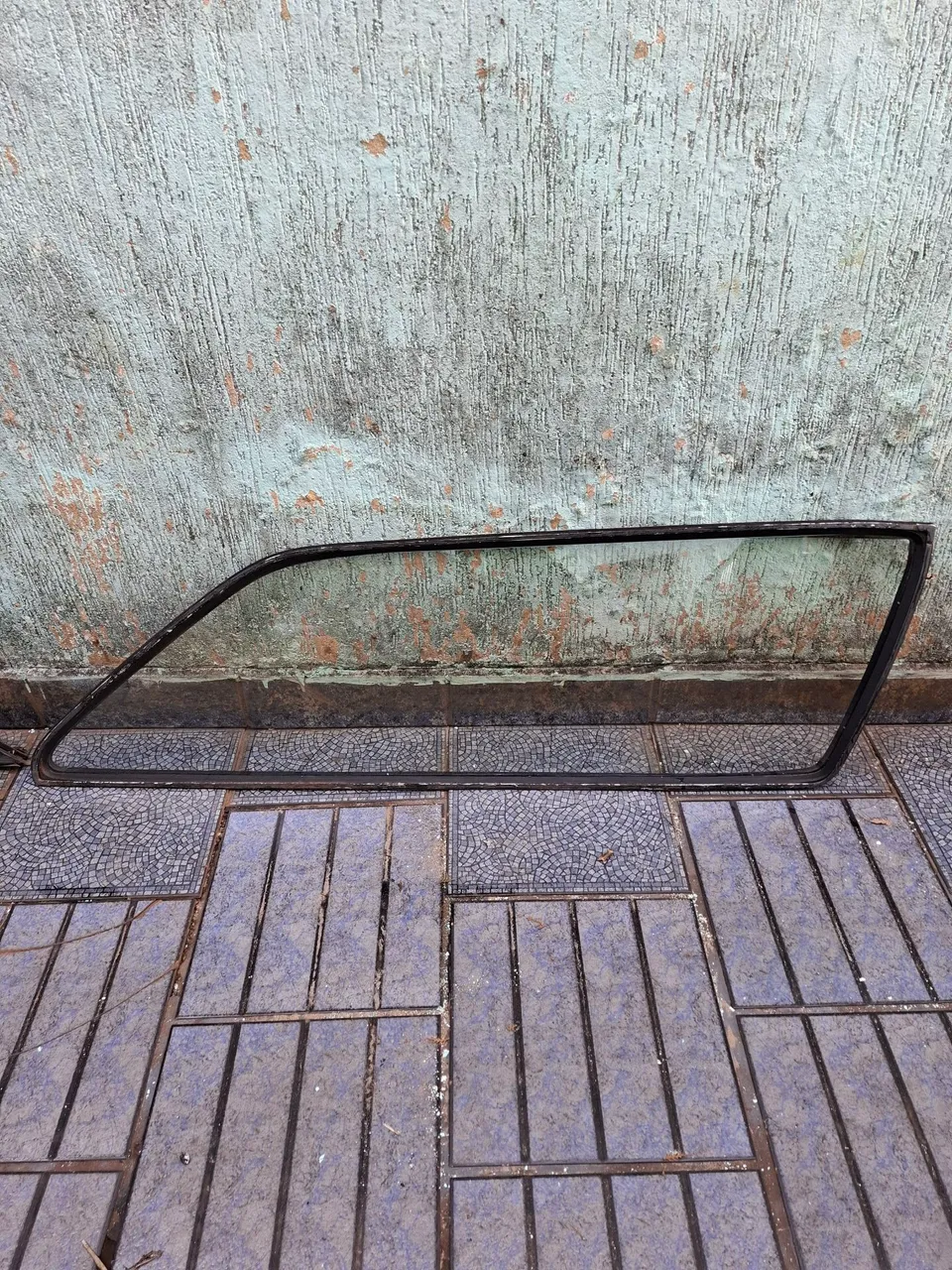 Vidro Lateral traseiro lado direito passageiro Parati quadrada 1986