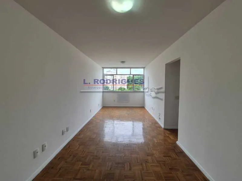 Excelente oportunidade para LOCAÇÃO, Apto 2 Quartos com 61m²
