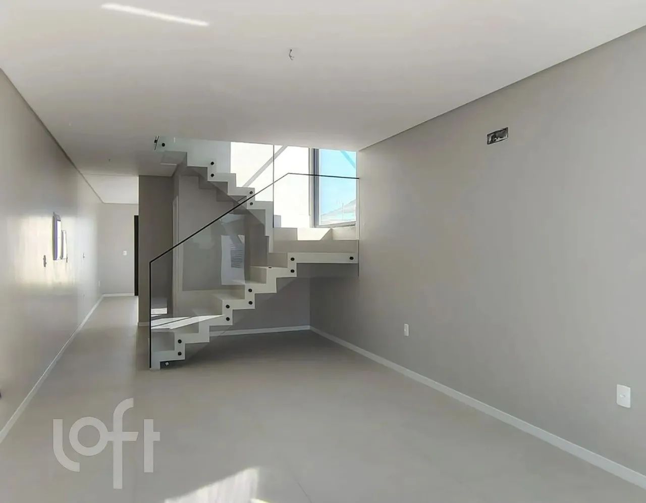 Casa à venda em Ingleses com 137 m², 3 quartos, 2 vagas - Foto 2