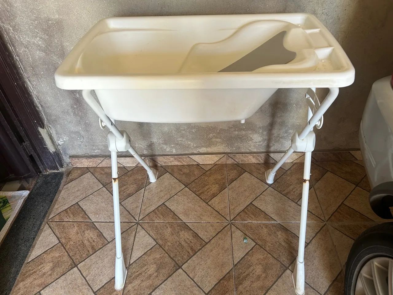 Banheira com suporte 