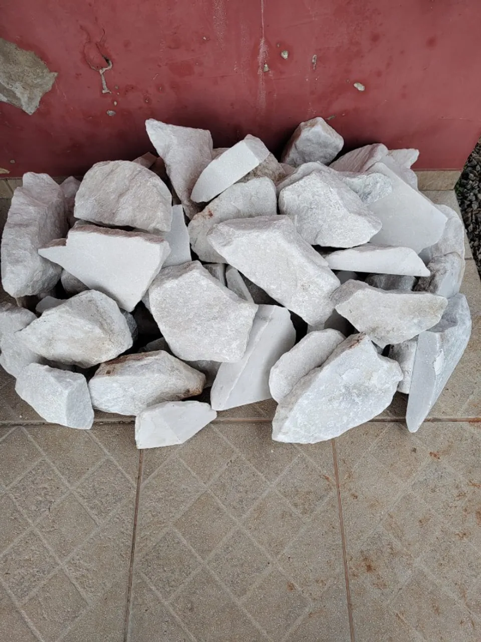 Pedra moledo branca