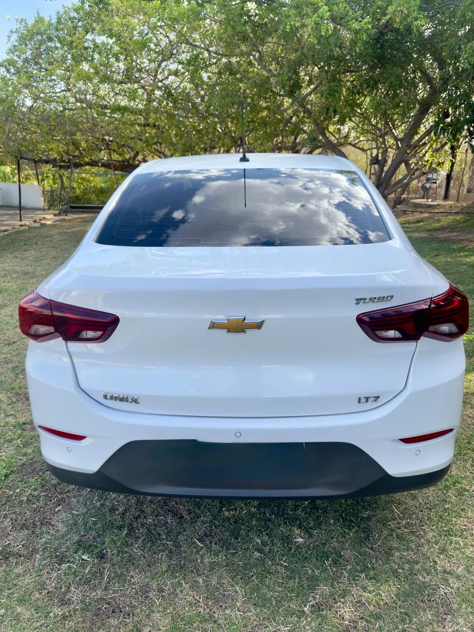 Chevrolet Onix Plus LTZ 1.0 12V TB Flex Aut. 4P 2021 - Foto 5