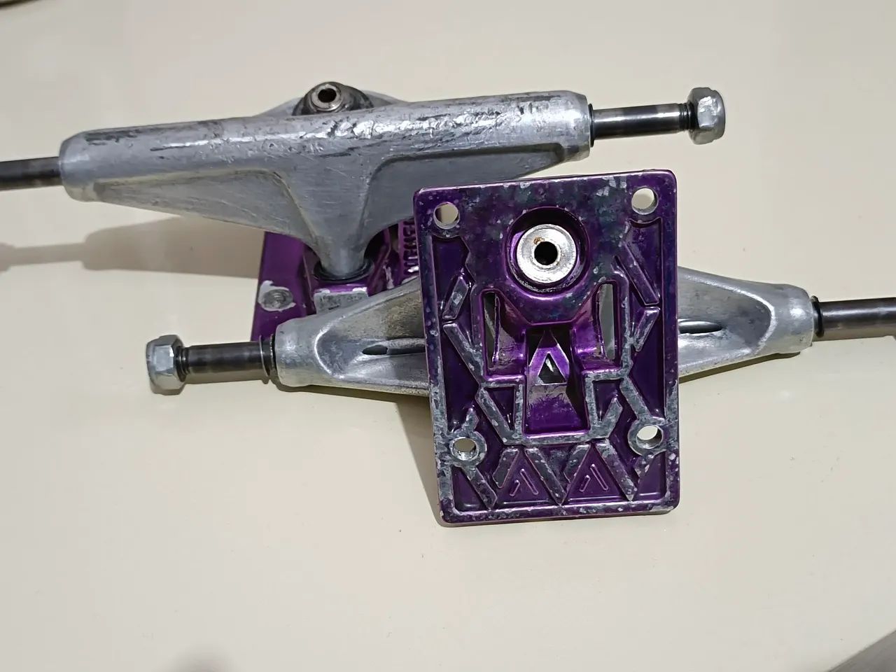 Trucks de Skate Venture 139