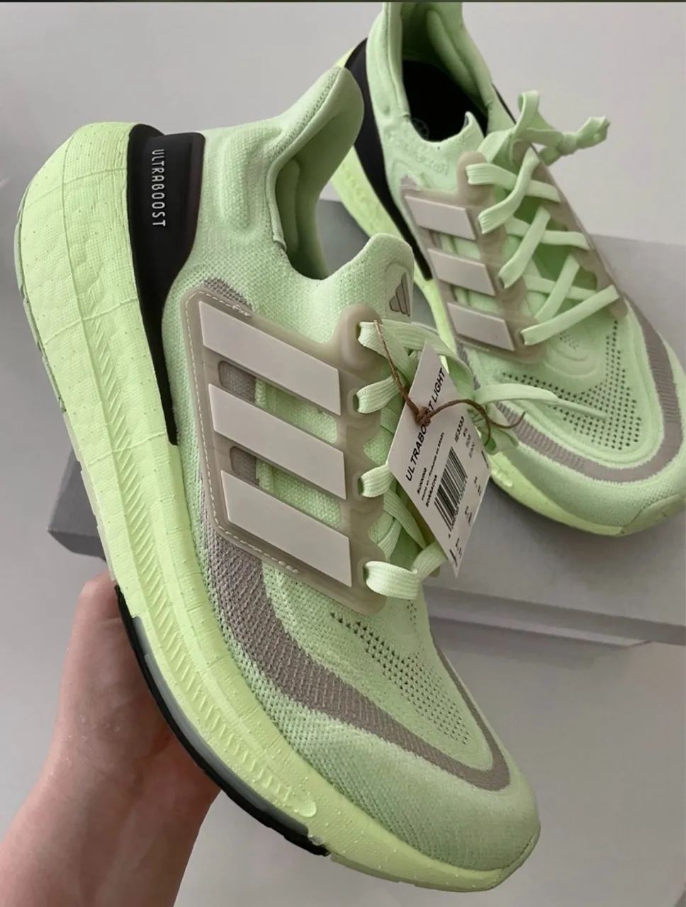 Tênis Adidas Ultraboost Light Verde  - Foto 2