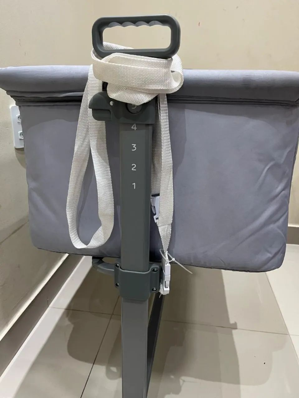 Berço tipo Moisés que acopla na cama - Foto 4