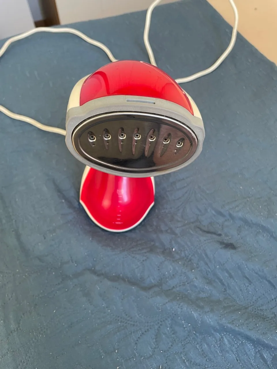 Ferro a vapor Black & Decker