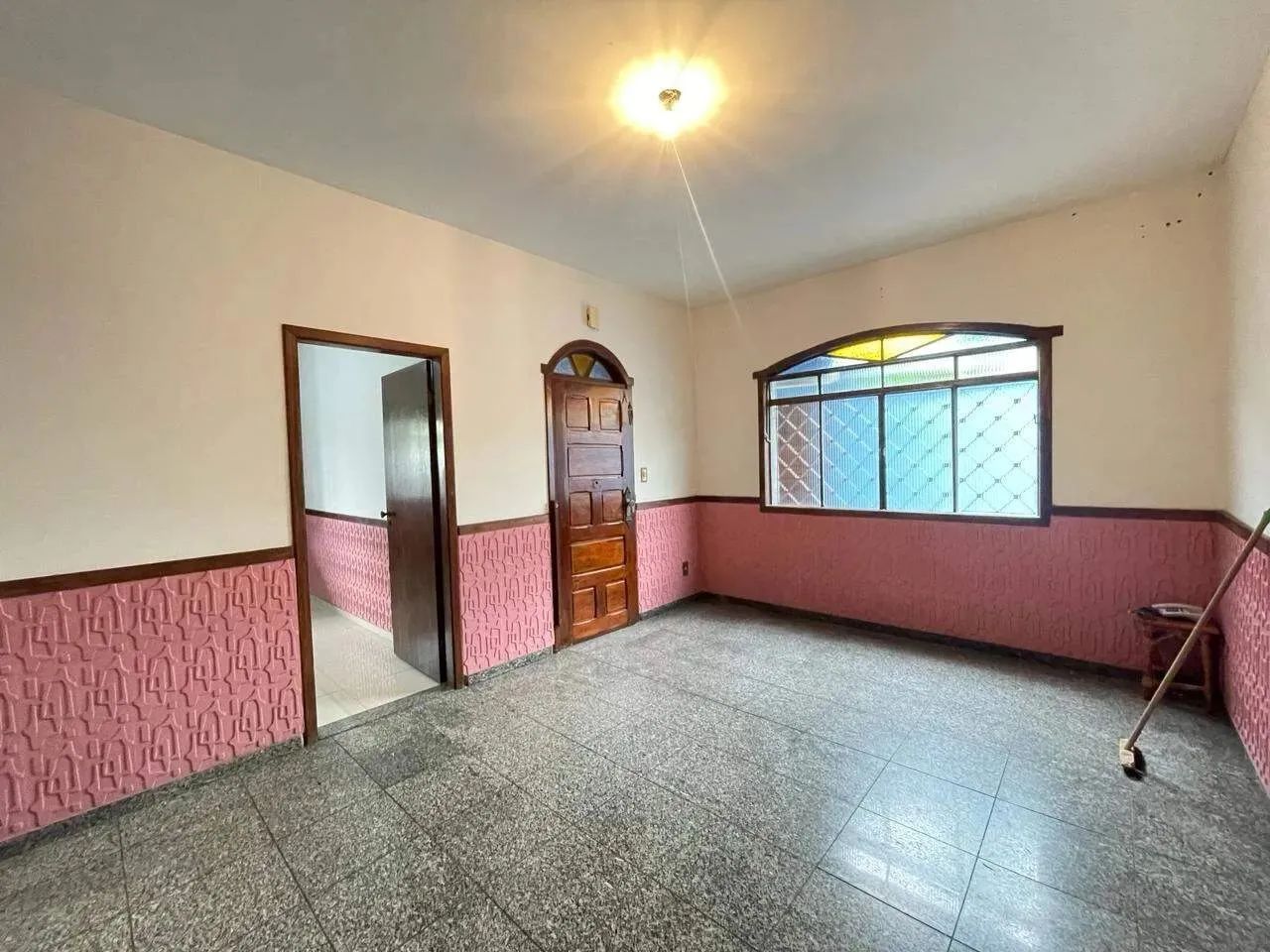 Casa com 4 quartos, suíte e 2 vagas no bairro Tirol! - Foto 5