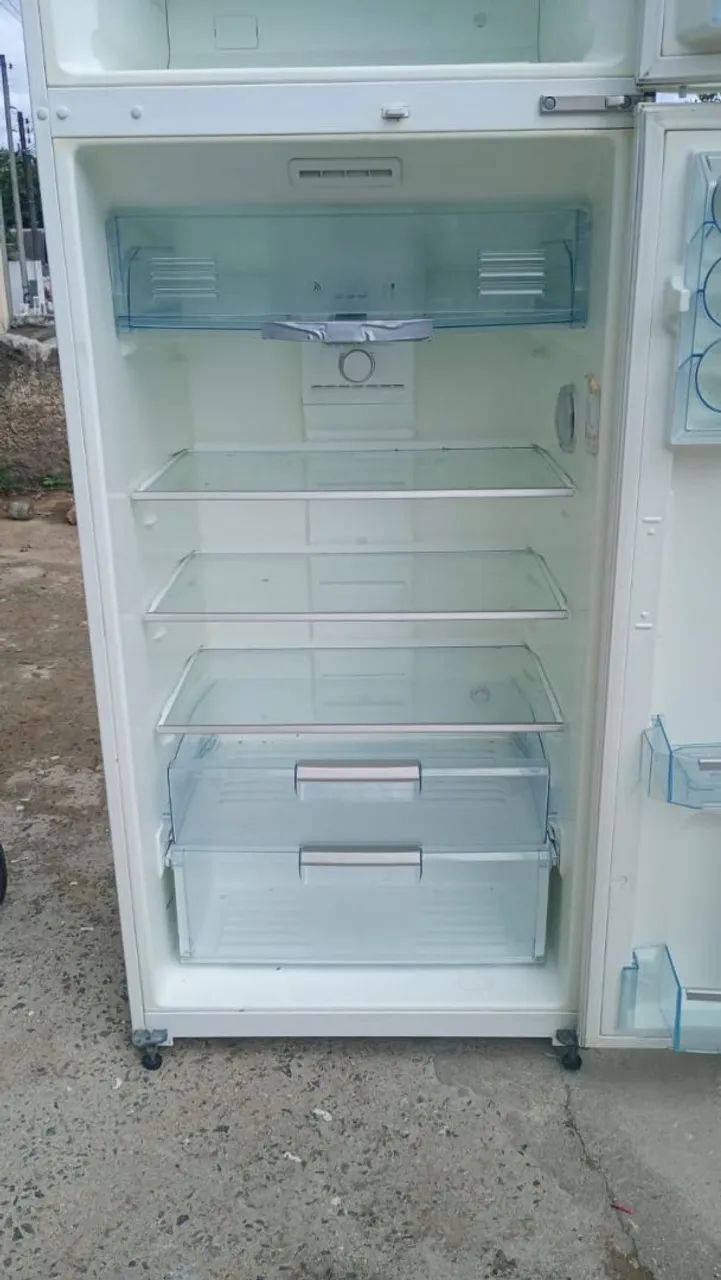 Geladeira Duplex Bosch Frost Free - Foto 3