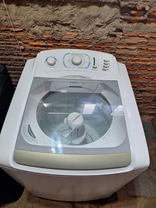 Máquina de Lavar Electrolux 12kg | 220v | Lava normalmente, mas não centrifuga - Foto 2