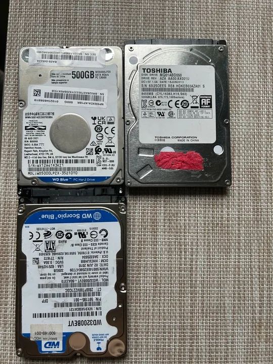 HDs 500GB e 320GB -  wd Blue e Toshiba 