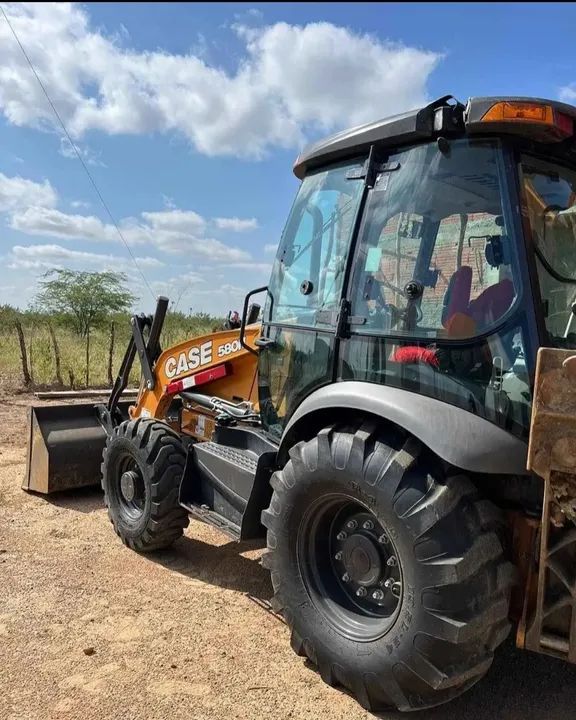 Retroescavadeira Case 580N  - Foto 2
