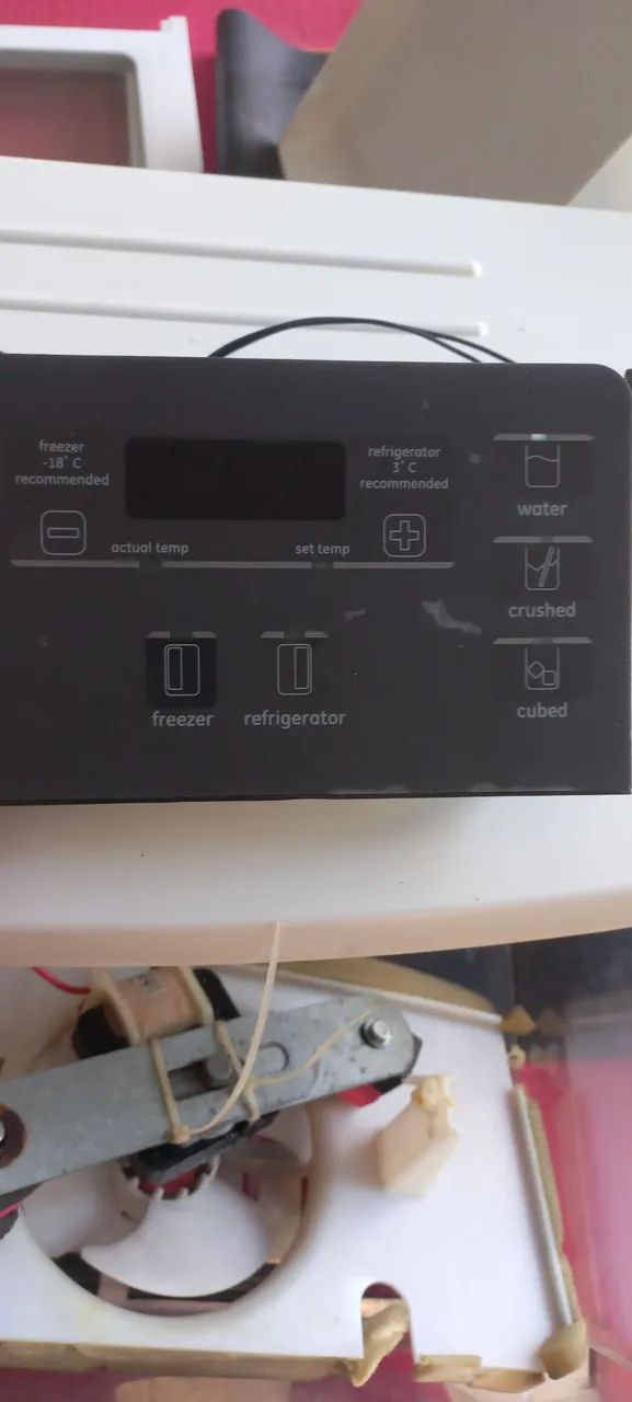 Placa eletrônica do display Refrigerador GE side by side Profile PEZS2LFBFSS  - Foto 5
