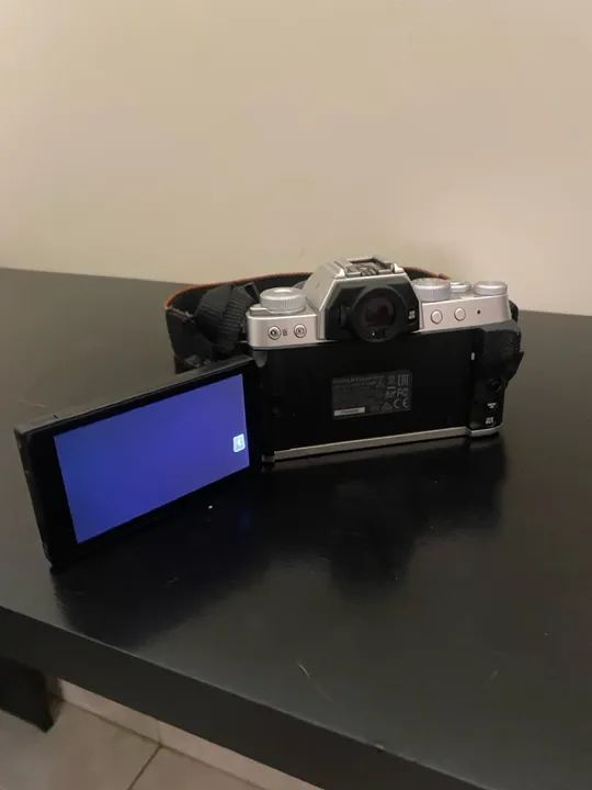 Câmera Fujifilm X-T200 - Excelente estado - Foto 2