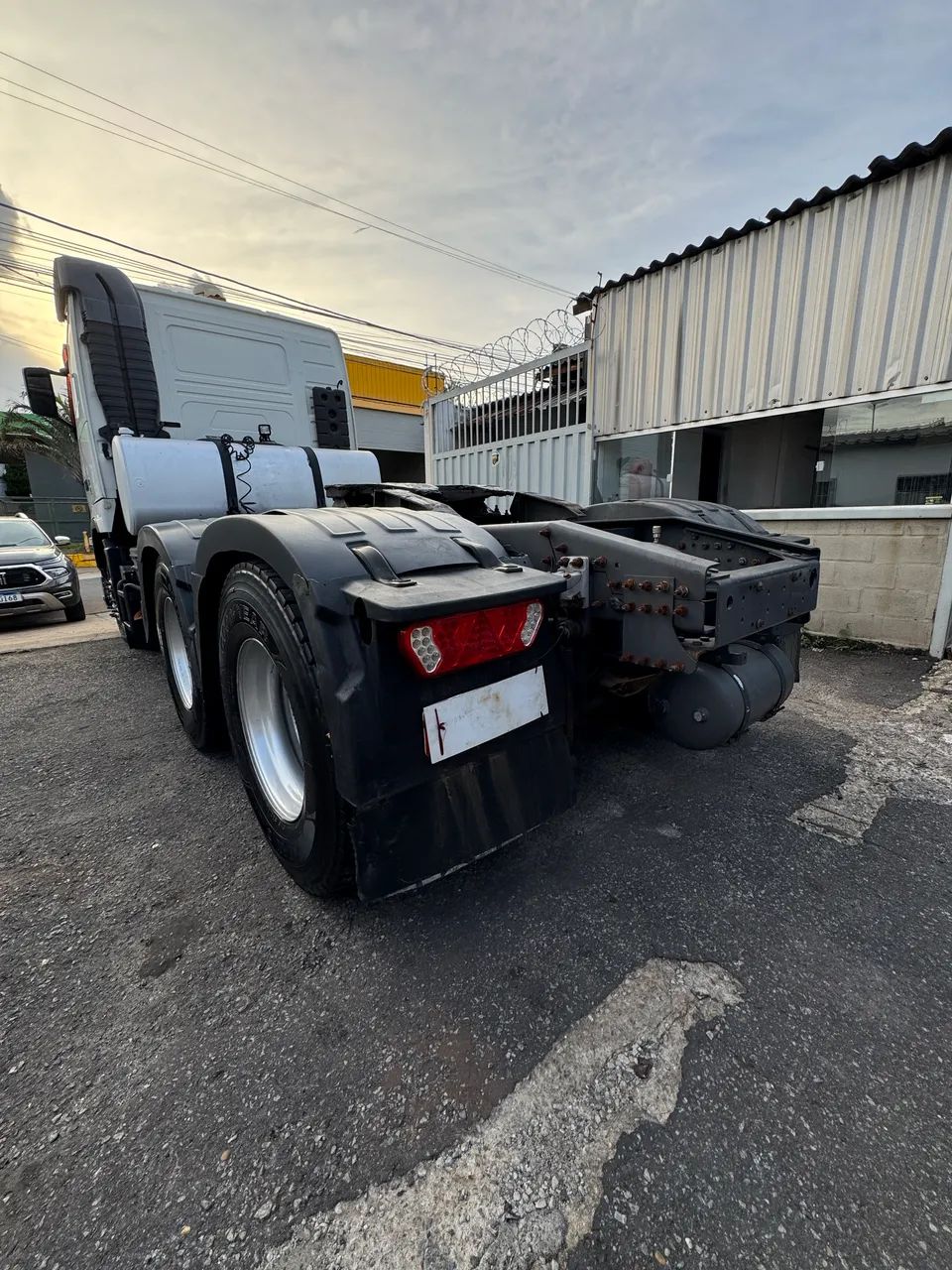 Volvo FH 520 6x4 ano 2011 - Foto 10