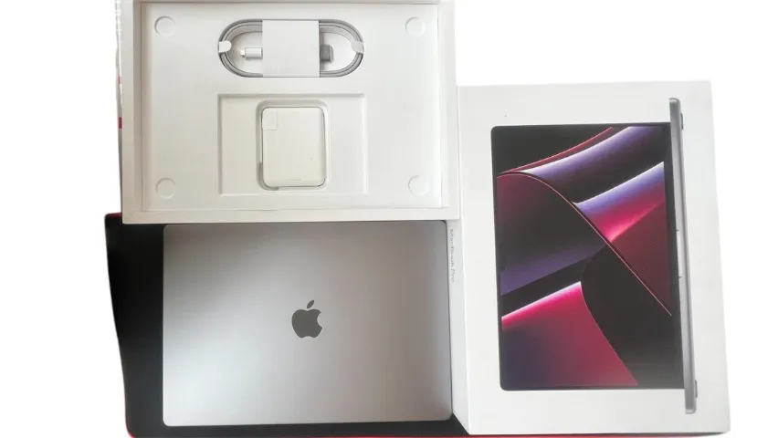 Macbook Pro 16-inch 16.2 Apple M2 Pro 16gb De Ram 1 Tb Ssd (Usado)