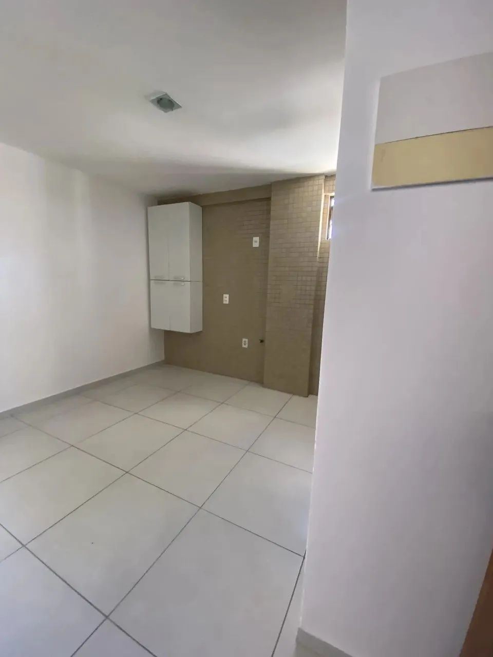 Apartamento em Tambauzinho para aluguel com 1 quartos por R$ 1350 com água e condomínio in - Foto 3