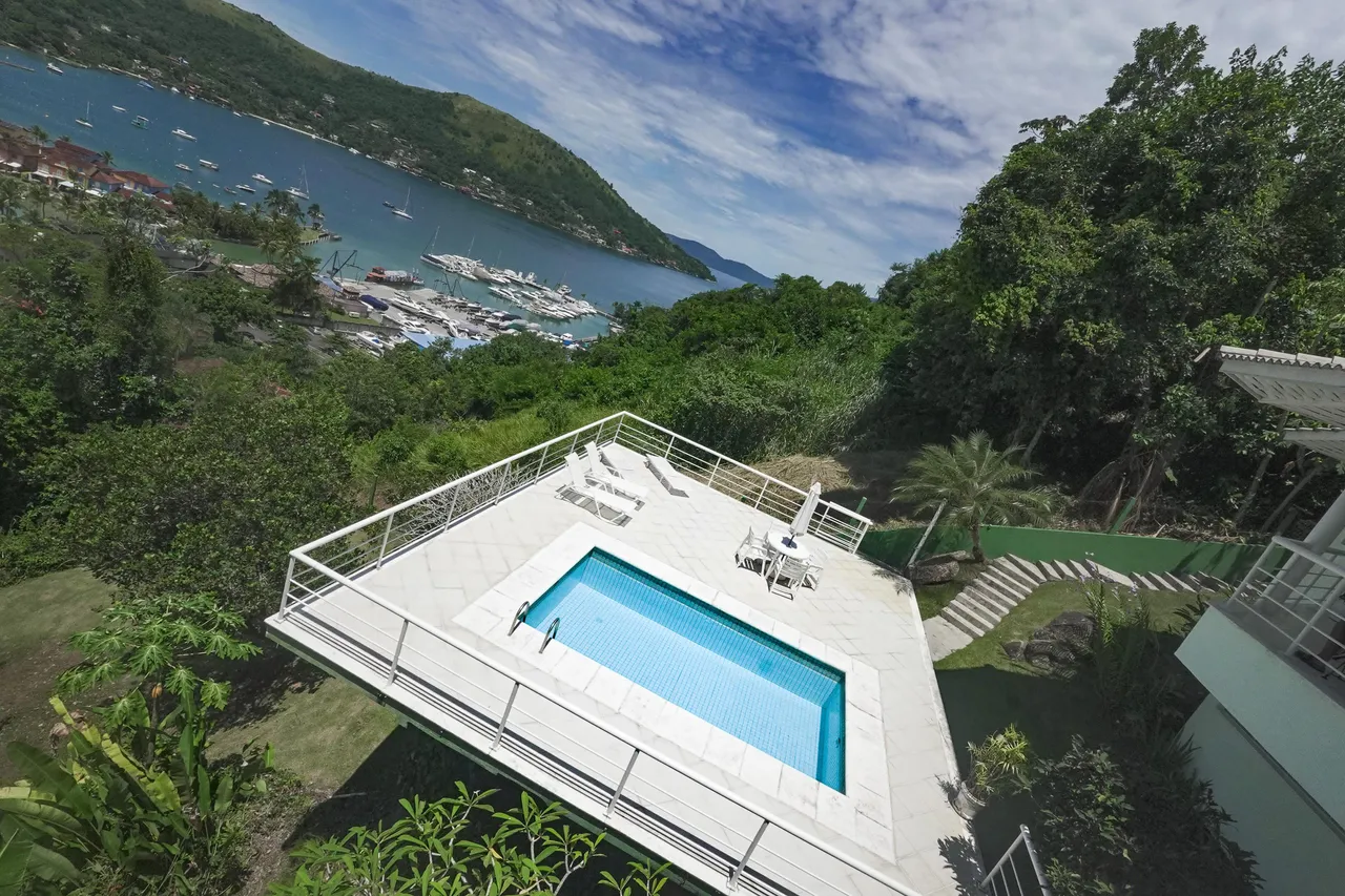 Mansão com vista Espetacular no condomínio Portogalo - Angra dos Reis