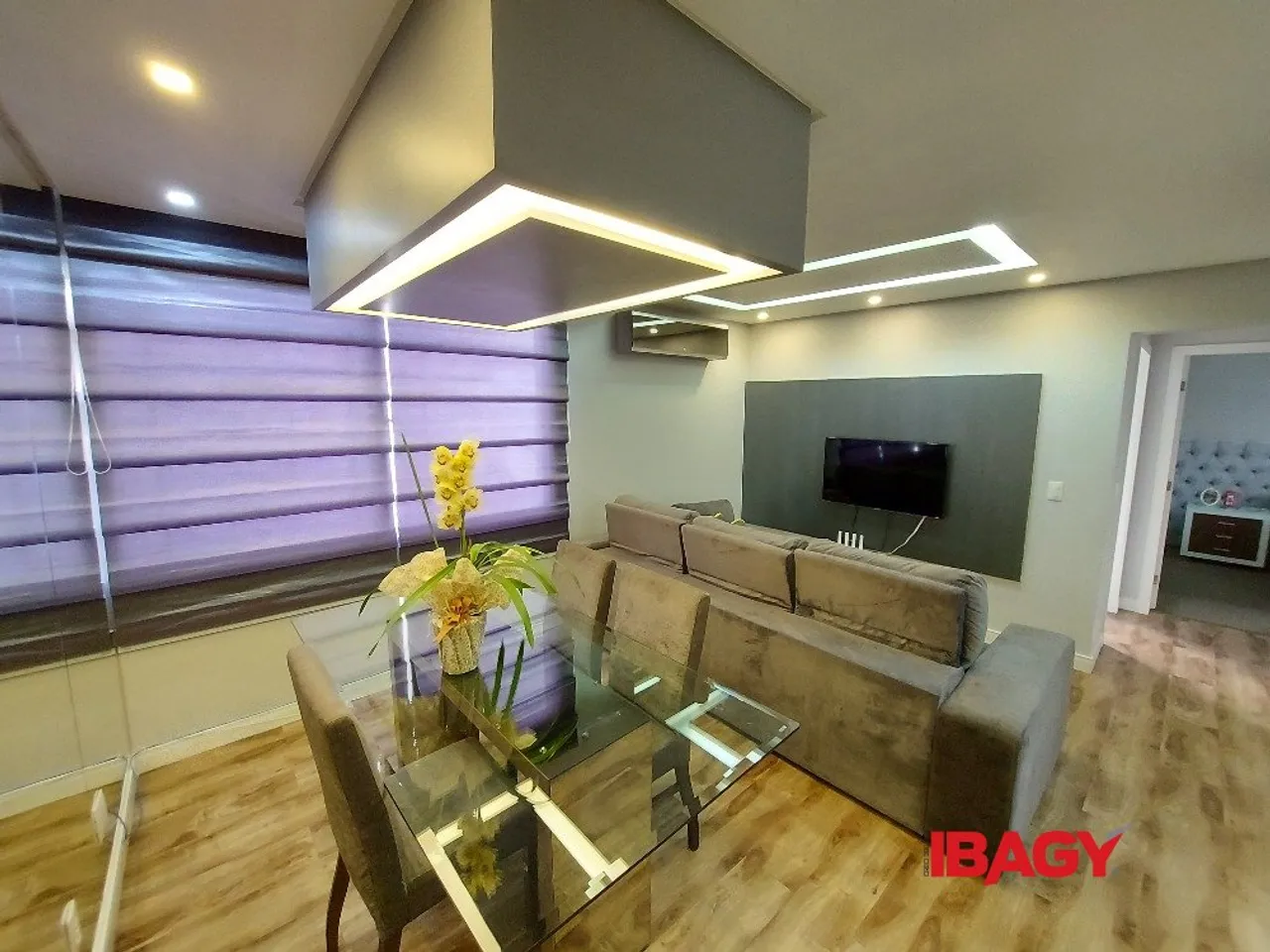 Excelente Apartamento 2 dormitório(s) em Canto - Florianópolis