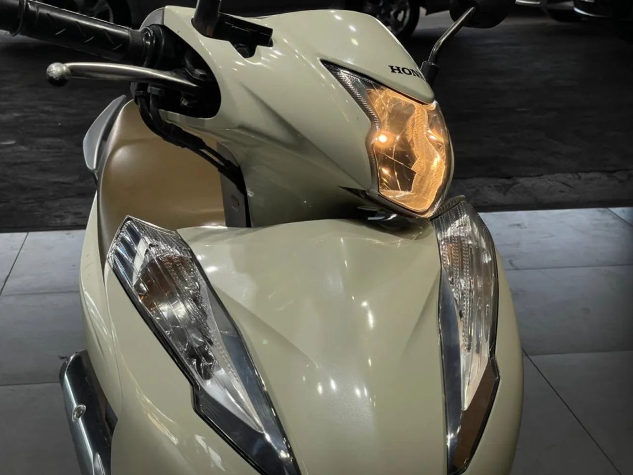 Honda Biz 125 2021 - Foto 8