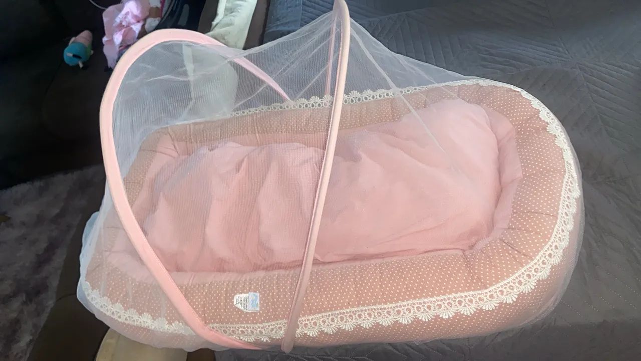 Berço Mosquiteiro para Bebê Rosa