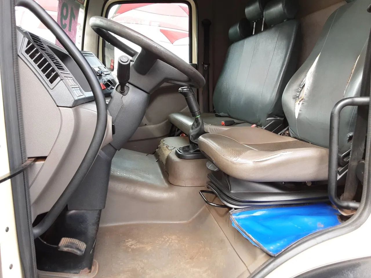 Volkswagen 15.190 E Constellation 2p (diesel)(E5) 2018/2019 Vamos Seminovos GOIANIA - Foto 8