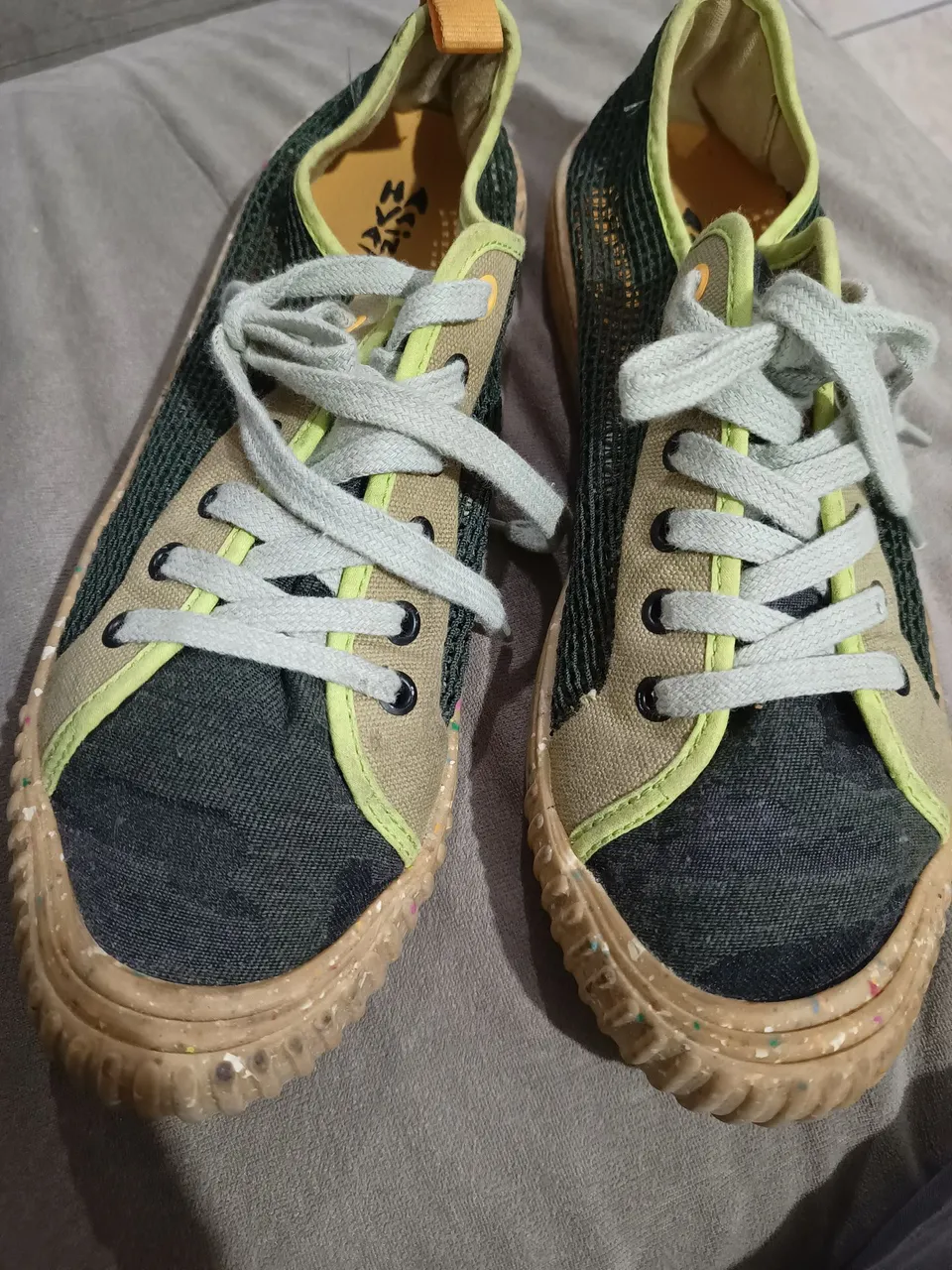 Tênis Colorido Casual - Conforto e Estilo