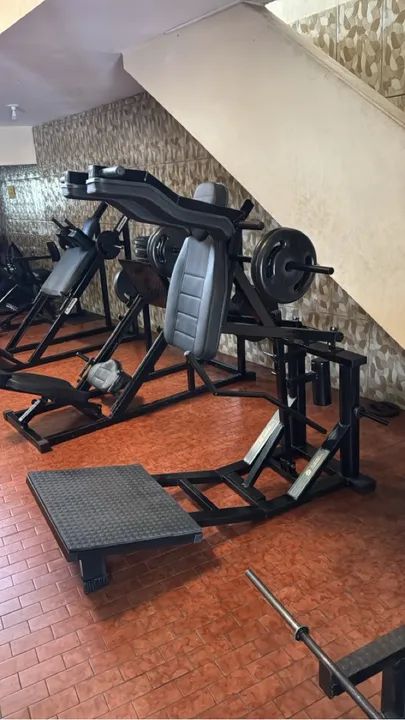 Hack Squat  - Foto 4
