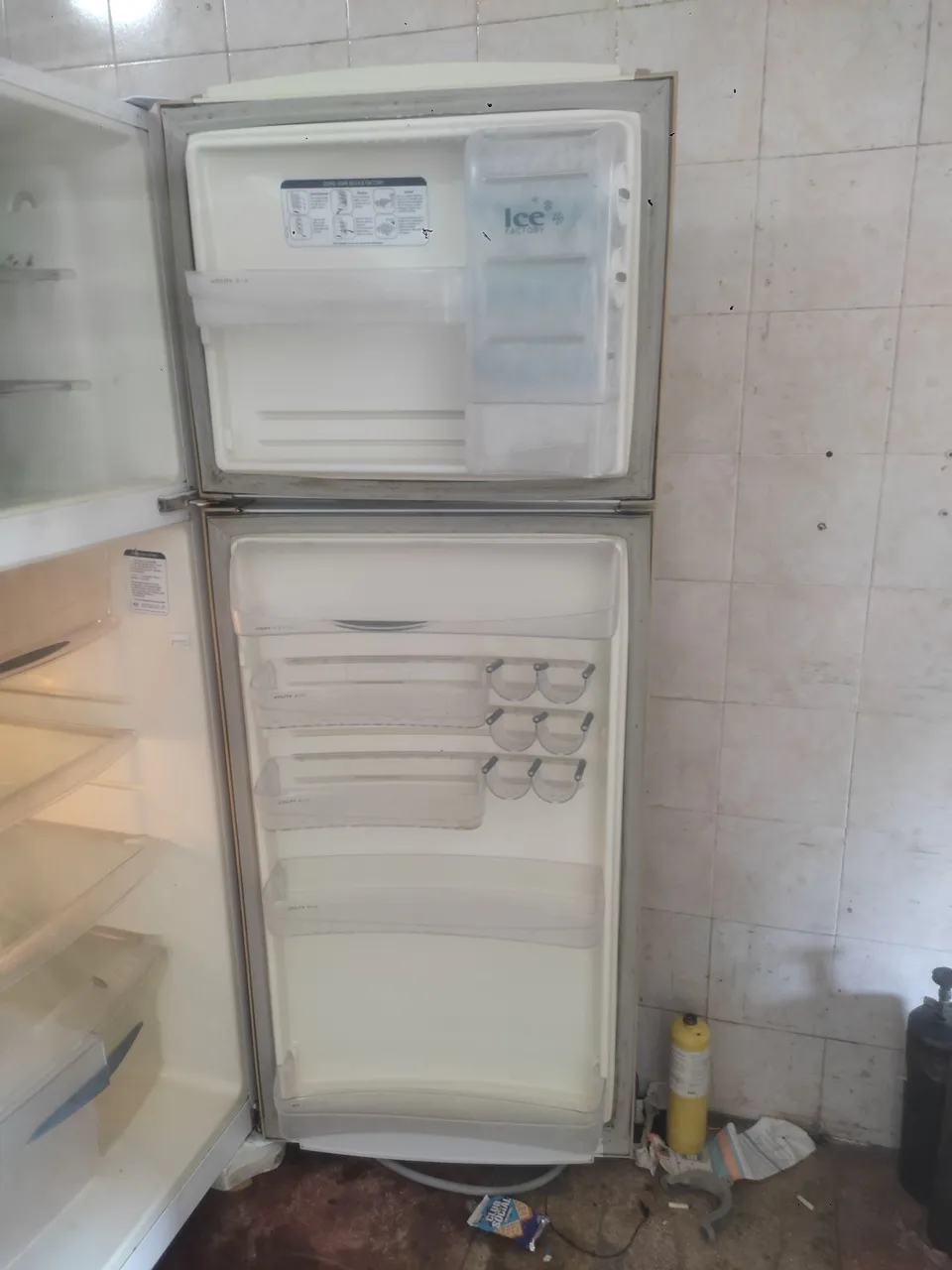 Geladeira GE usada em bom estado