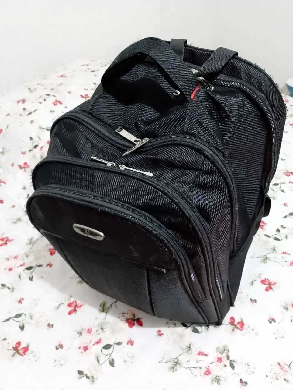 Mochila Grande preta 64309756996226120