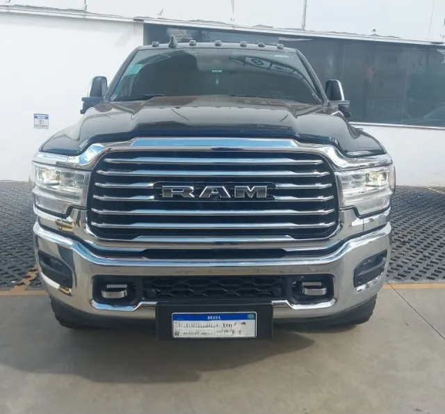 RAM 3500 LARAMIE 6.7 23/24 COM 26.685 KM - VEND JANAINA QUEIROZ