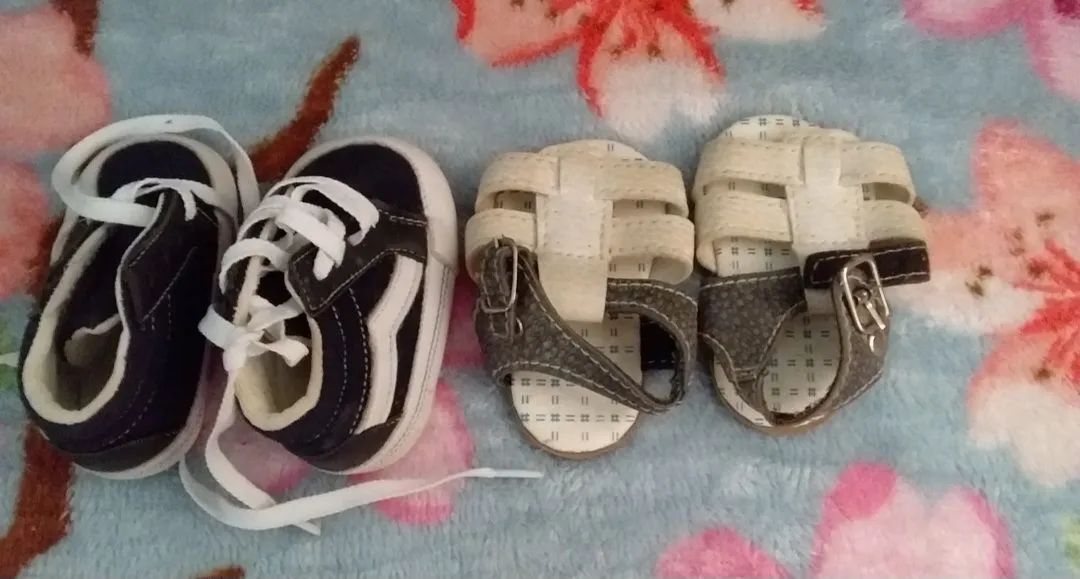 Conjunto de sapatos infantis - Tênis, Chinelos e Sandálias - Foto 5
