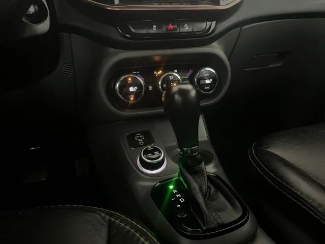Fiat Toro Volcano 2.0 Diesel ( com vistoria cautelar ) Aut 2017  - Foto 5