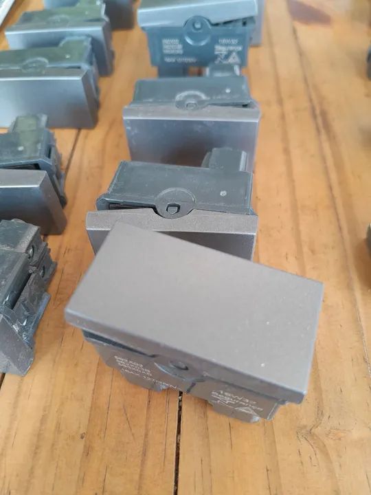 Arteor Graphite - acabamentos elétricos Pial - Foto 4