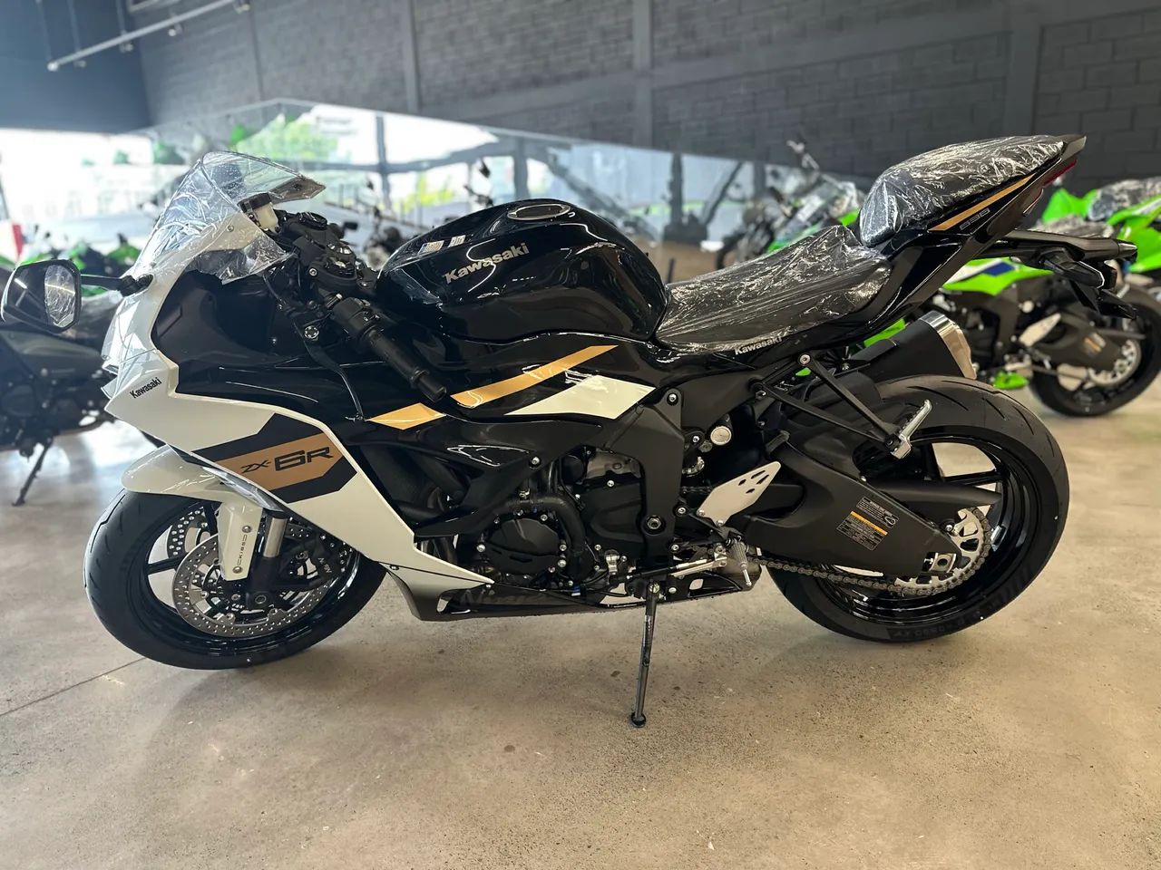 Kawasaki Zx-6r 636cc 2025 - 1462161062 | OLX