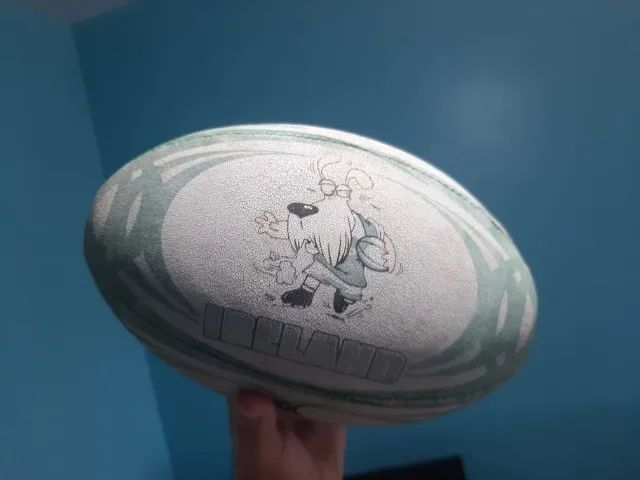 Bola Oficial de Rugby Mascote Broc Irlanda Marca Gilbert