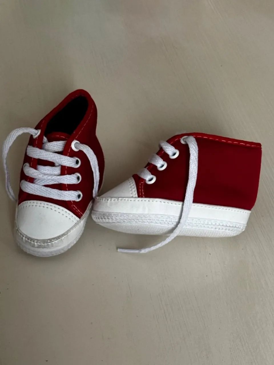 tenis para bebe vermelho tamanho G  - Foto 3