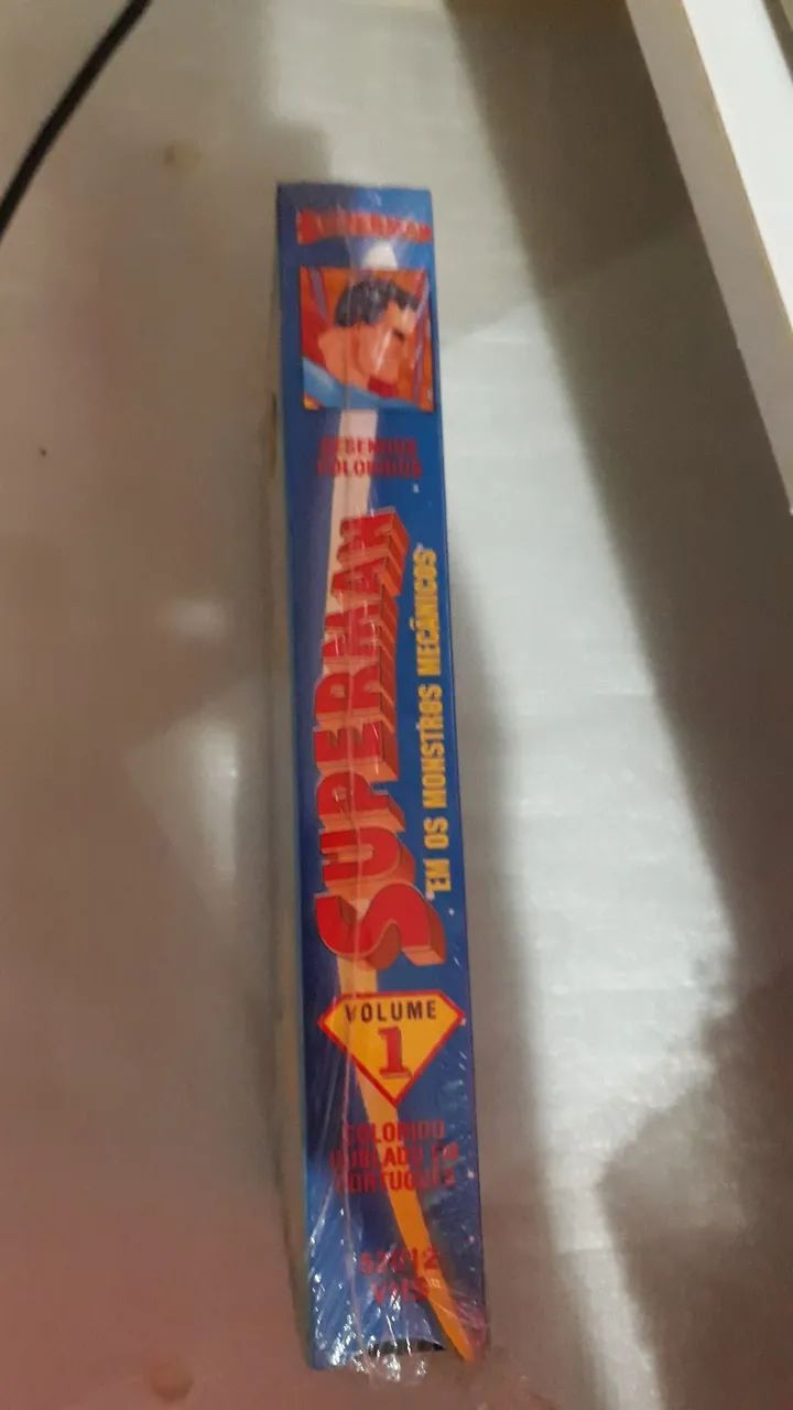 VHS Superman - Os Monstros Mecânicos - LACRADA - Foto 3