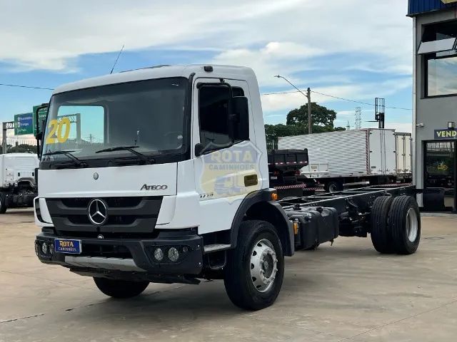 MERCEDES BENZ ATEGO 1719  TOCO 4X2 ANO 2020/ KM BAIXO/ UNICO DONO