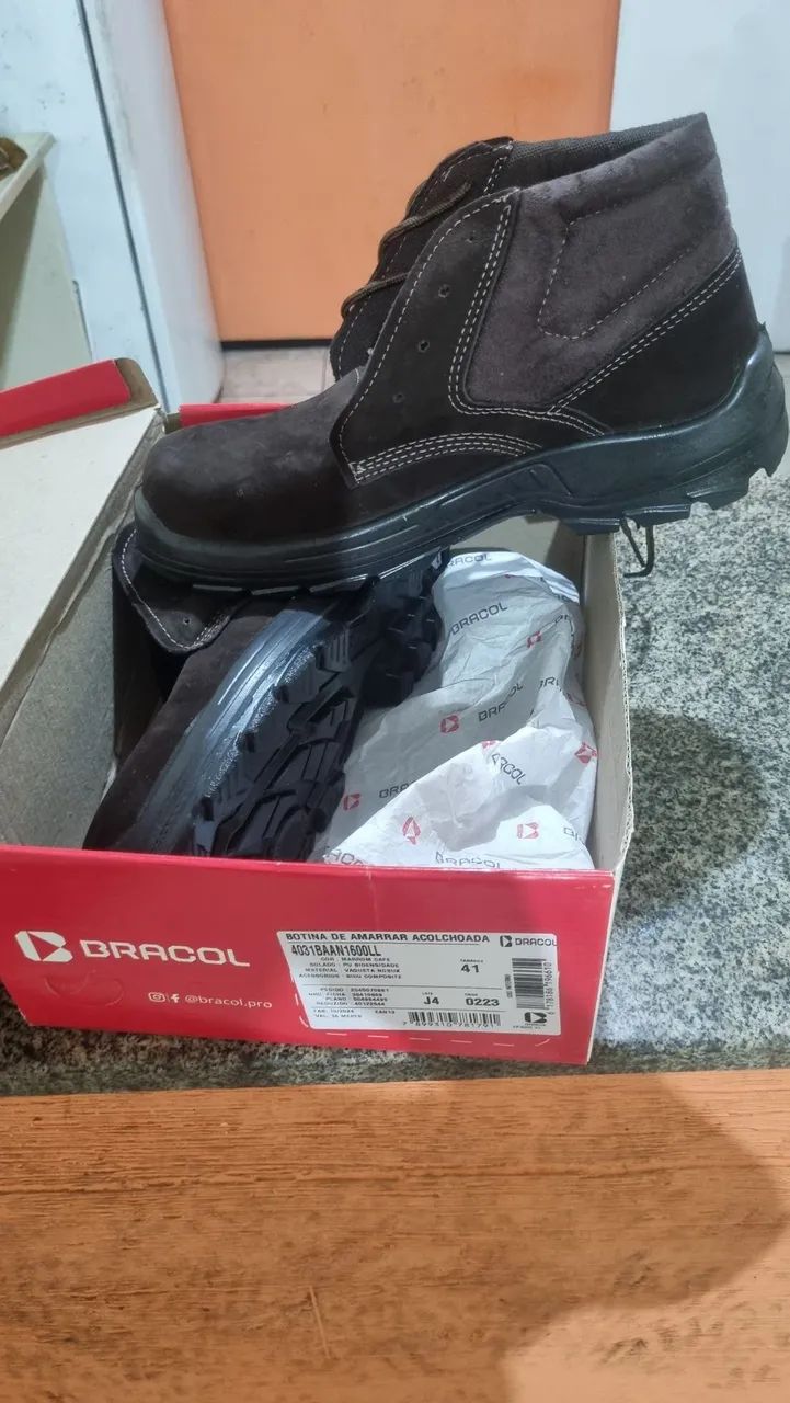 Botina marrom acolchoada N°4164290273748995122
