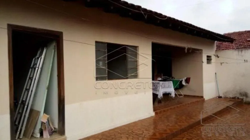Casa Padrão em Lençóis Paulista
