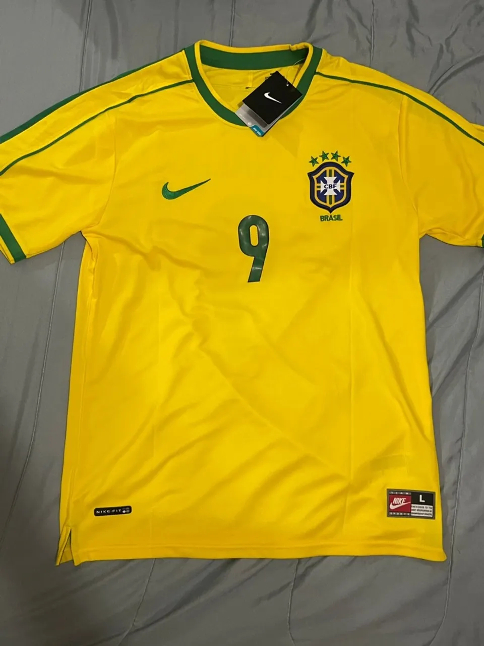 Camisa Brasil 1998 - 1.1 Nike - Nº9
