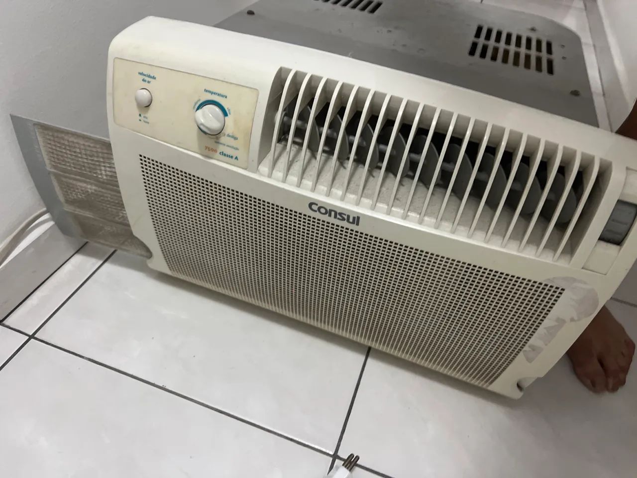 Ar condicionado cônsul (sem gás) com protetor  - Foto 3