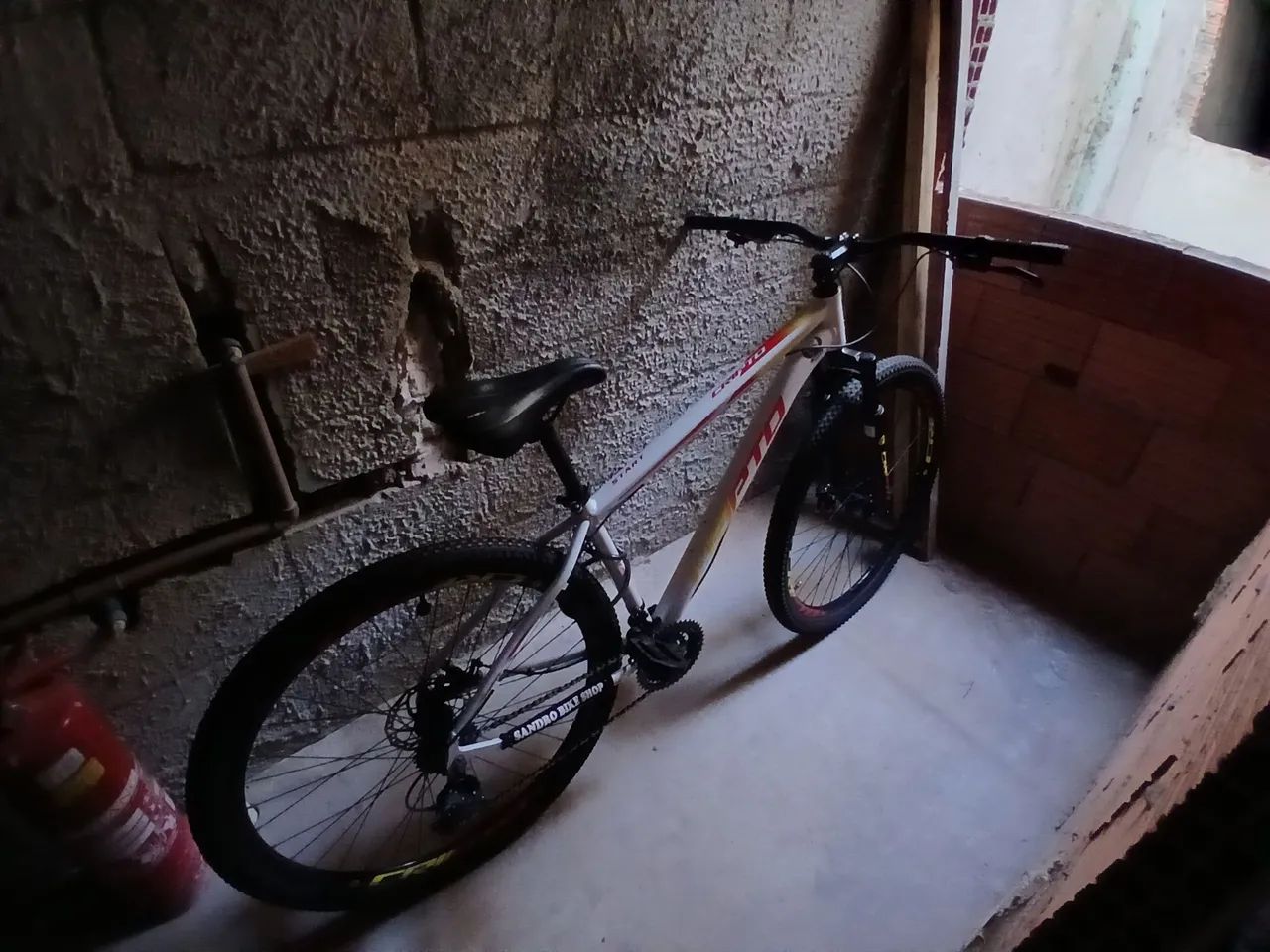 Bicicleta MTB CRIPTO  - Foto 3
