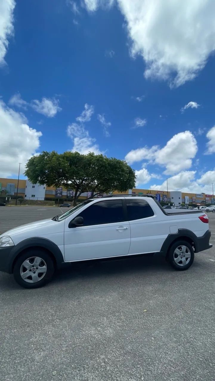 Fiat Strada Working Hard 1.4 Fire Flex 8V CD 2017 - Foto 4