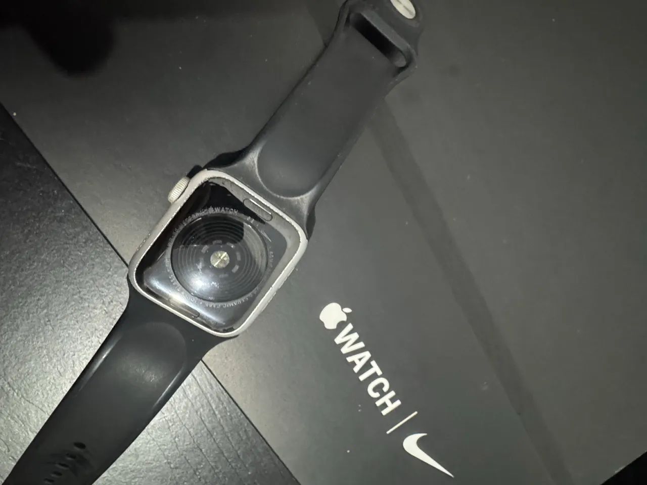 Apple Watch SE 40mm Versão Nike  - Foto 4