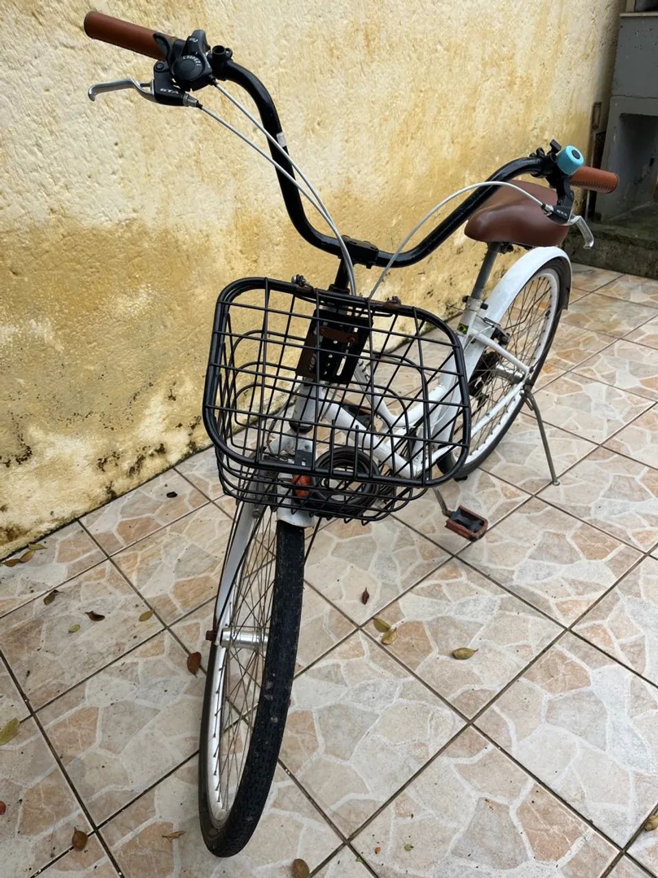Bicicleta Urbana Blitz Aro 26 - Estilo Retrô, Branca com cadeado - Foto 2