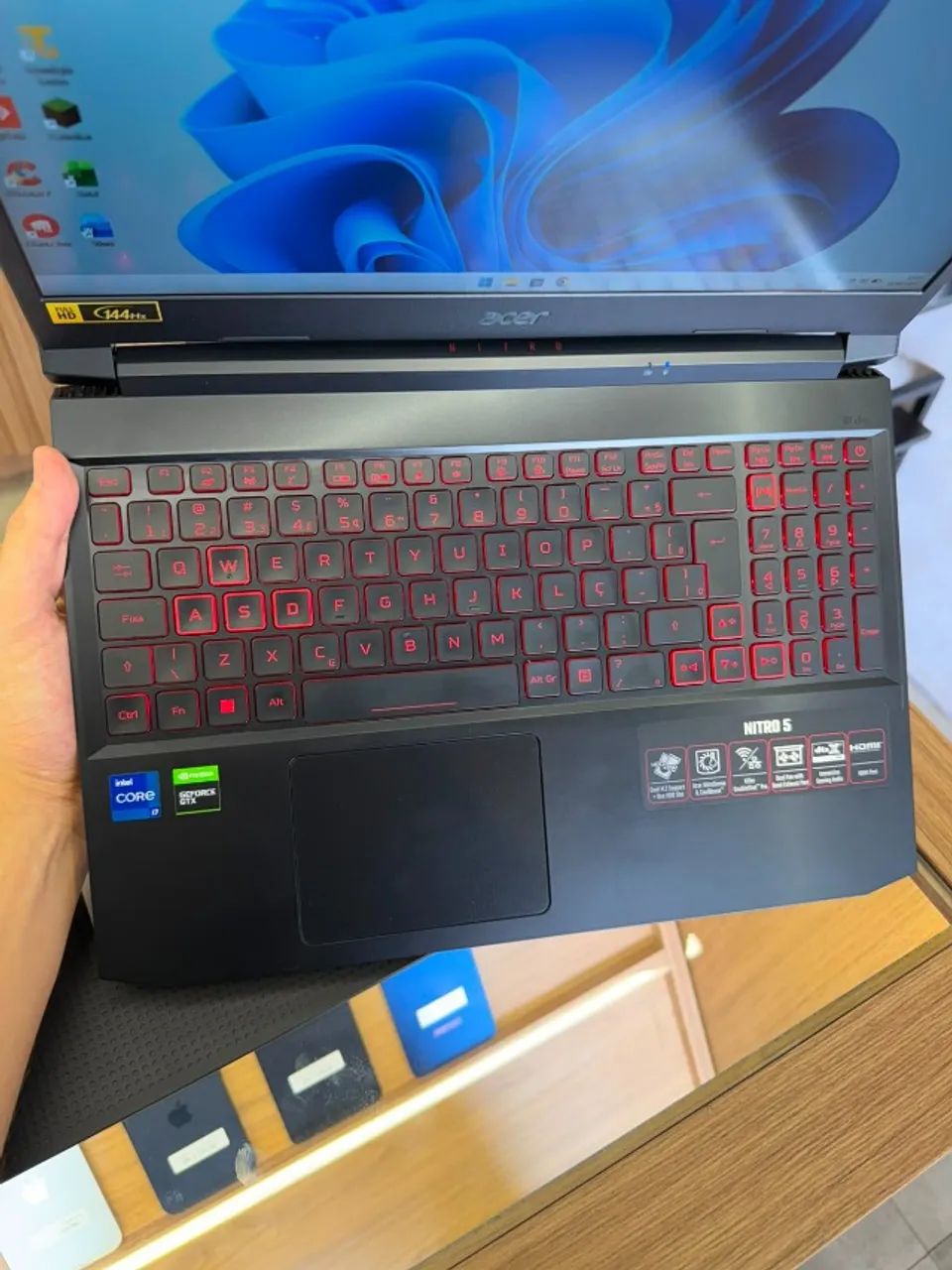 Acer Nitro 5 i7 11th Gtx 1650 + conservado - Foto 5
