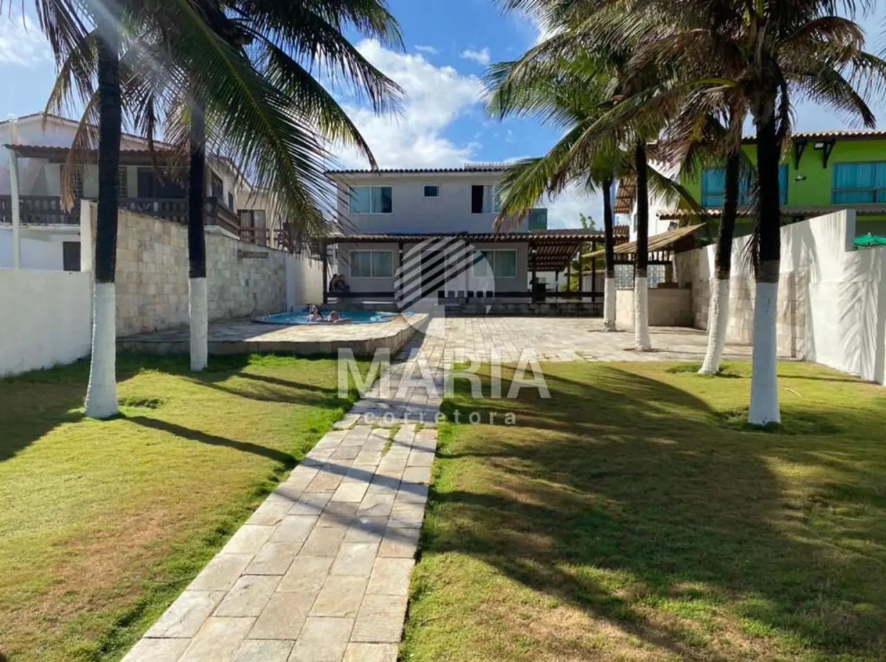 Casa em Enseada dos Corais na beira mar !