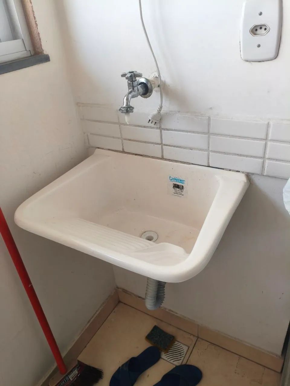 Tanque para área de serviço 